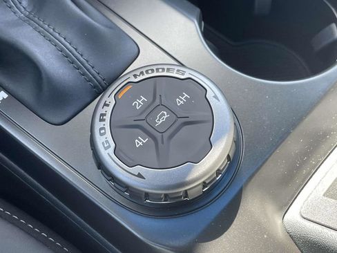 New 2025 Ford Bronco Outer Banks image 30