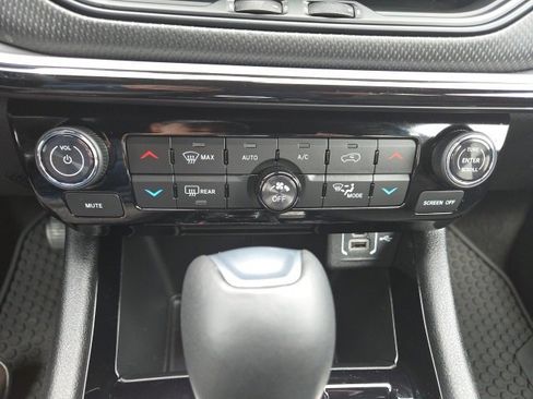 Used 2024 Jeep Compass Trailhawk w/ Trailhawk Elite Group image 37