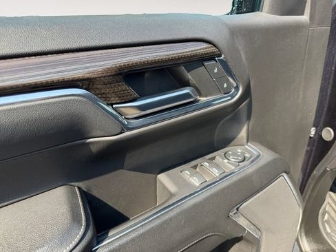 Certified 2024 Chevrolet Silverado 1500 LT Trail Boss AWD/4WD image 10