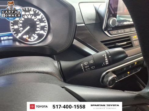 Used 2024 Nissan Altima 2.5 SV FWD image 23
