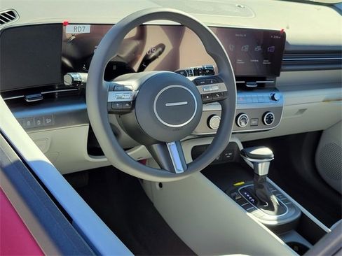 New 2026 Hyundai Kona SE image 3