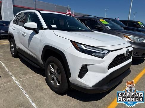 Used 2024 Toyota RAV4 XLE w/ Convenience Package AWD/4WD image 12