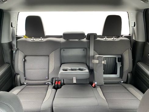 New 2024 GMC Sierra 1500 Elevation image 31