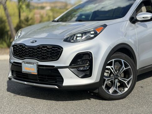 Used 2020 Kia Sportage SX image 3