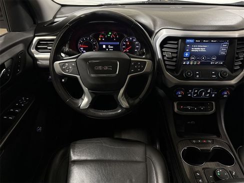 Used 2021 GMC Acadia SLT w/ Elevation Edition image 11