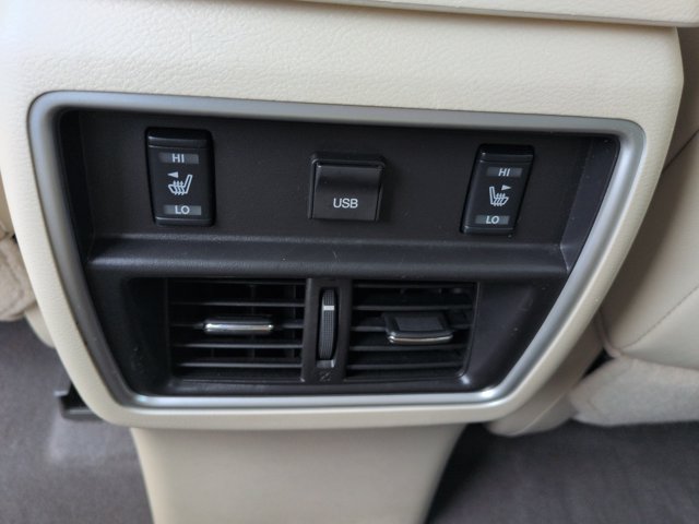 Used 2018 Nissan Murano SL w/ Moonroof Package AWD/4WD image 16