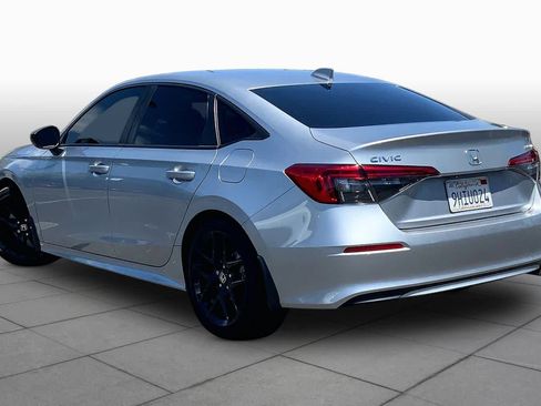 Used 2023 Honda Civic Sport image 11
