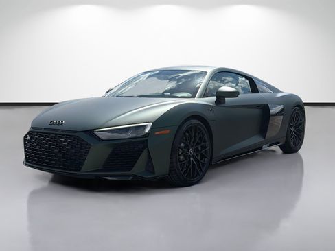 Used 2020 Audi R8 V10 w/ Carbon Exterior Package AWD/4WD image 7