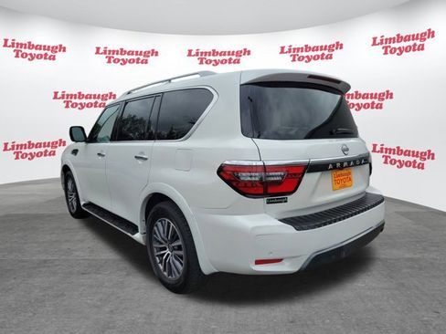 Used 2024 Nissan Armada SL w/ Captain's Chairs Package image 34