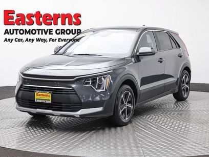 Used 2025 Kia Niro LX
