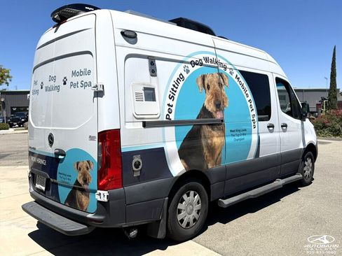 Used 2024 Mercedes-Benz Sprinter 2500 image 9