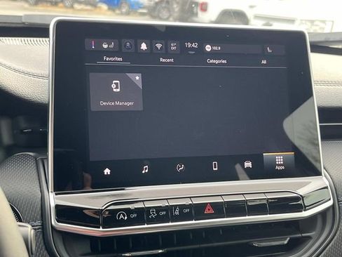 New 2026 Jeep Compass Latitude image 27