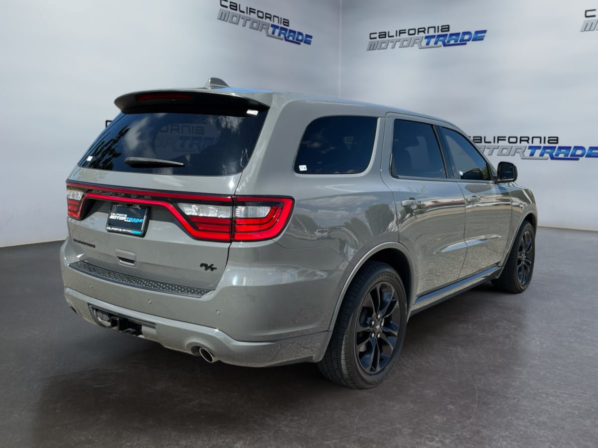 Used 2022 Dodge Durango R/T RWD image 5