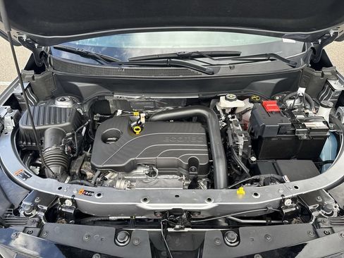 Used 2025 Chevrolet Equinox RS w/ Safety and Technology Package FWD image 35