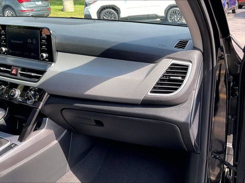 Used 2025 Kia Seltos LX AWD/4WD image 19