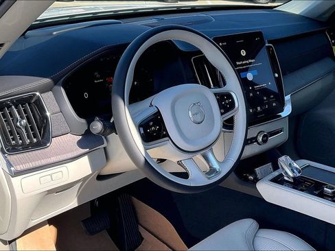 New 2026 Volvo XC90 T8 Ultra w/ Protection Package Premier AWD/4WD image 21