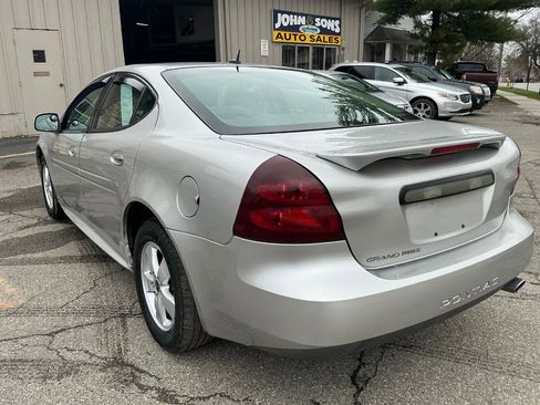 Used 2006 Pontiac Grand Prix w/ Preferred Package image 4