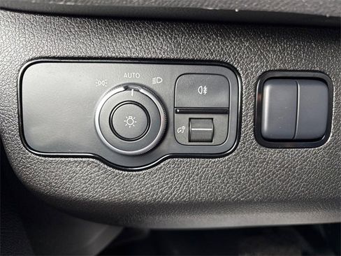 Used 2023 Mercedes-Benz Sprinter 144 Cargo image 17