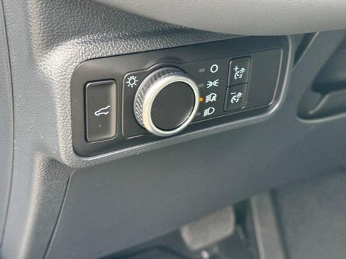 New 2026 Ford Explorer Active image 12