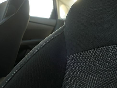 Used 2023 Kia Forte LXS w/ LXS Technology Package image 13