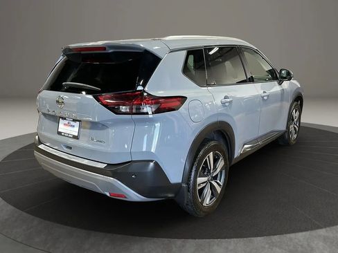 Used 2021 Nissan Rogue SL w/ Premium Package image 3