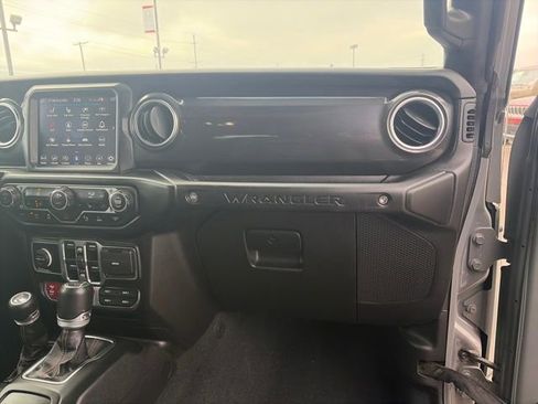 Used 2022 Jeep Wrangler Unlimited Rubicon image 42