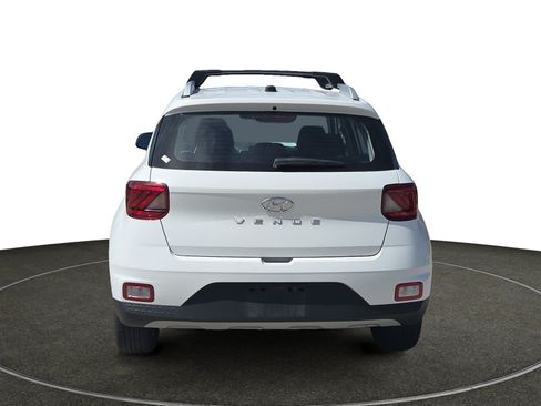 Used 2025 Hyundai Venue SEL FWD image 5