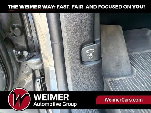 Used 2025 Ford Explorer Active w/ Active Comfort Package AWD/4WD image 29