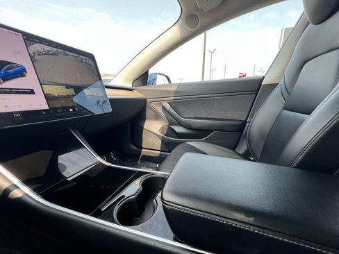 Used 2018 Tesla Model 3 Long Range image 41