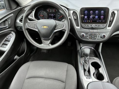 Used 2024 Chevrolet Malibu LT FWD image 20
