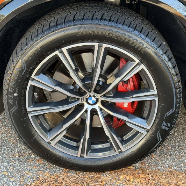 Certified 2025 BMW X5 xDrive40i w/ Executive Package AWD/4WD image 13