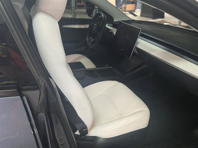 Used 2023 Tesla Model 3 Standard Range RWD image 7