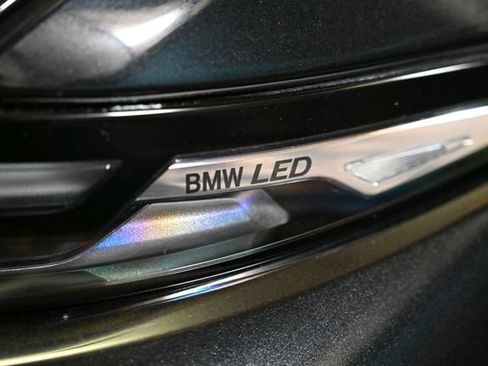 Used 2024 BMW X7 xDrive40i w/ Premium Package AWD/4WD image 15
