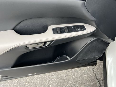 Used 2025 Lexus RX 350 Premium image 15