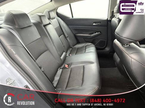 Used 2024 Nissan Altima 2.5 SR image 24