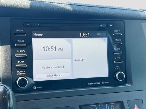 Used 2020 Toyota Sienna XLE FWD image 14