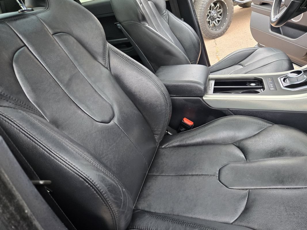 Used 2015 Land Rover Range Rover Evoque Pure Plus AWD/4WD image 25