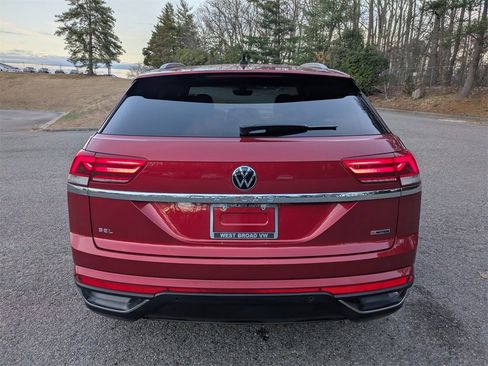 Certified 2021 Volkswagen Atlas Cross Sport SEL image 5