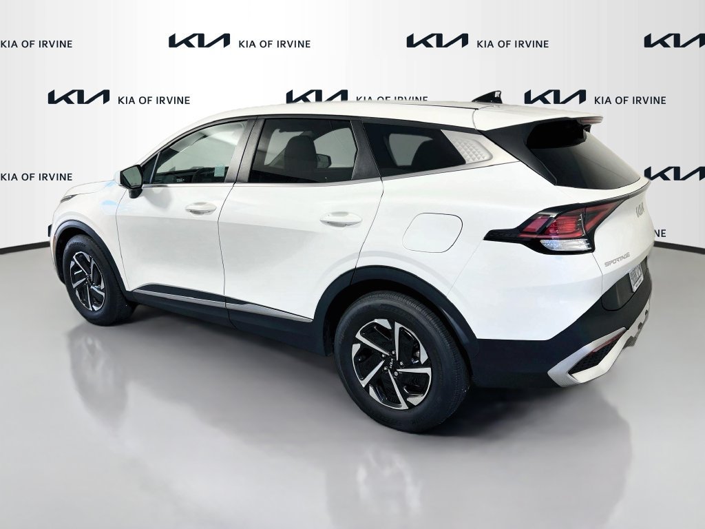 Used 2025 Kia Sportage LX FWD image 6