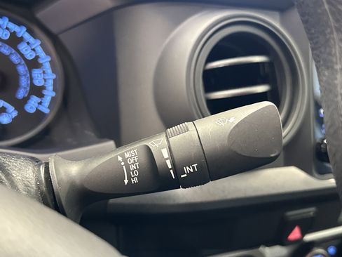 Used 2023 Toyota Tacoma SR image 32