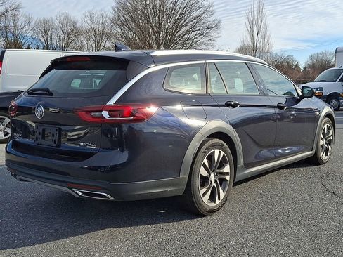 Used 2018 Buick Regal Essence w/ Driver Confidence Package #1 image 6