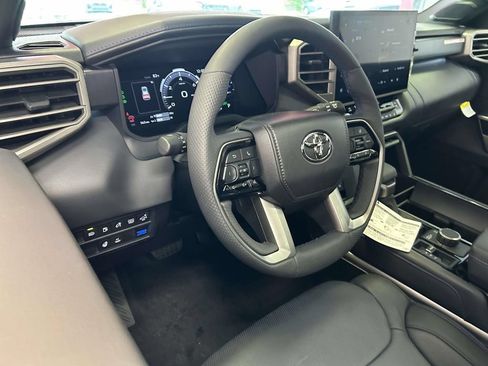 Used 2026 Toyota Sequoia Platinum AWD/4WD image 15