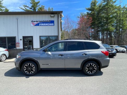 Used 2019 Nissan Pathfinder SL w/ Rock Creek Edition AWD/4WD image 7