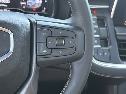 Used 2024 GMC Yukon AT4 w/ Technology Package image 20