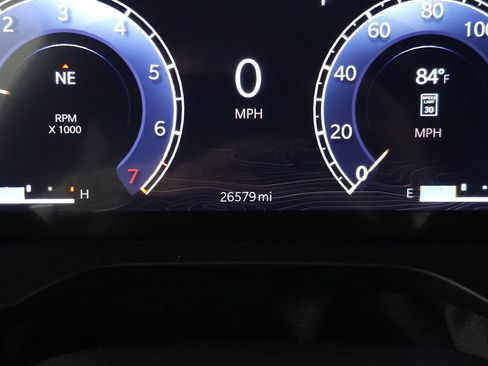 Used 2023 Jeep Grand Cherokee Overland w/ Luxury Tech Group IV AWD/4WD image 21