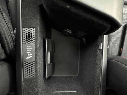 Used 2023 Porsche Taycan GTS image 35