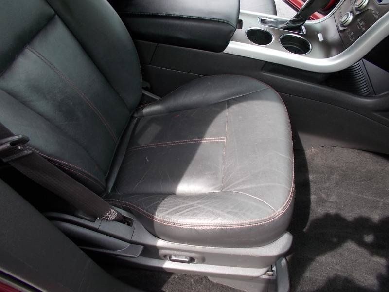 Used 2013 Ford Edge SEL FWD image 19