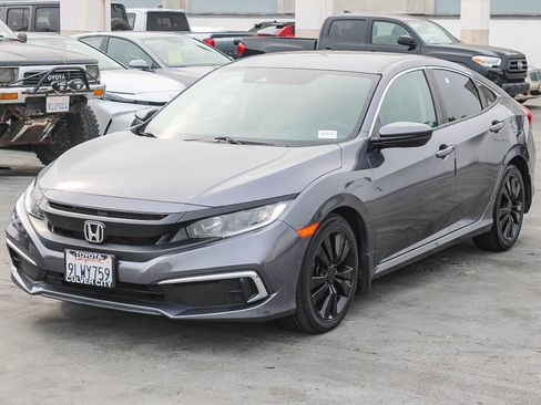 Used 2021 Honda Civic LX image 3