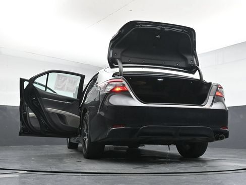 Used 2023 Toyota Camry SE FWD image 30