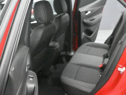 Used 2026 Buick Encore GX Preferred AWD/4WD image 13